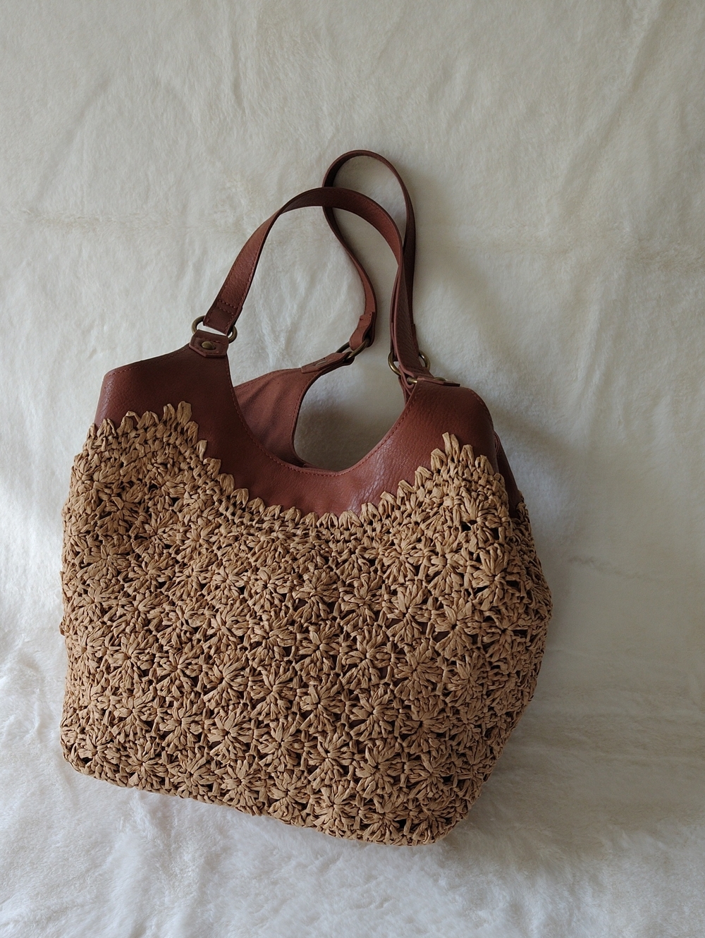 The Sak Roma Tote - Picture 7 of 8